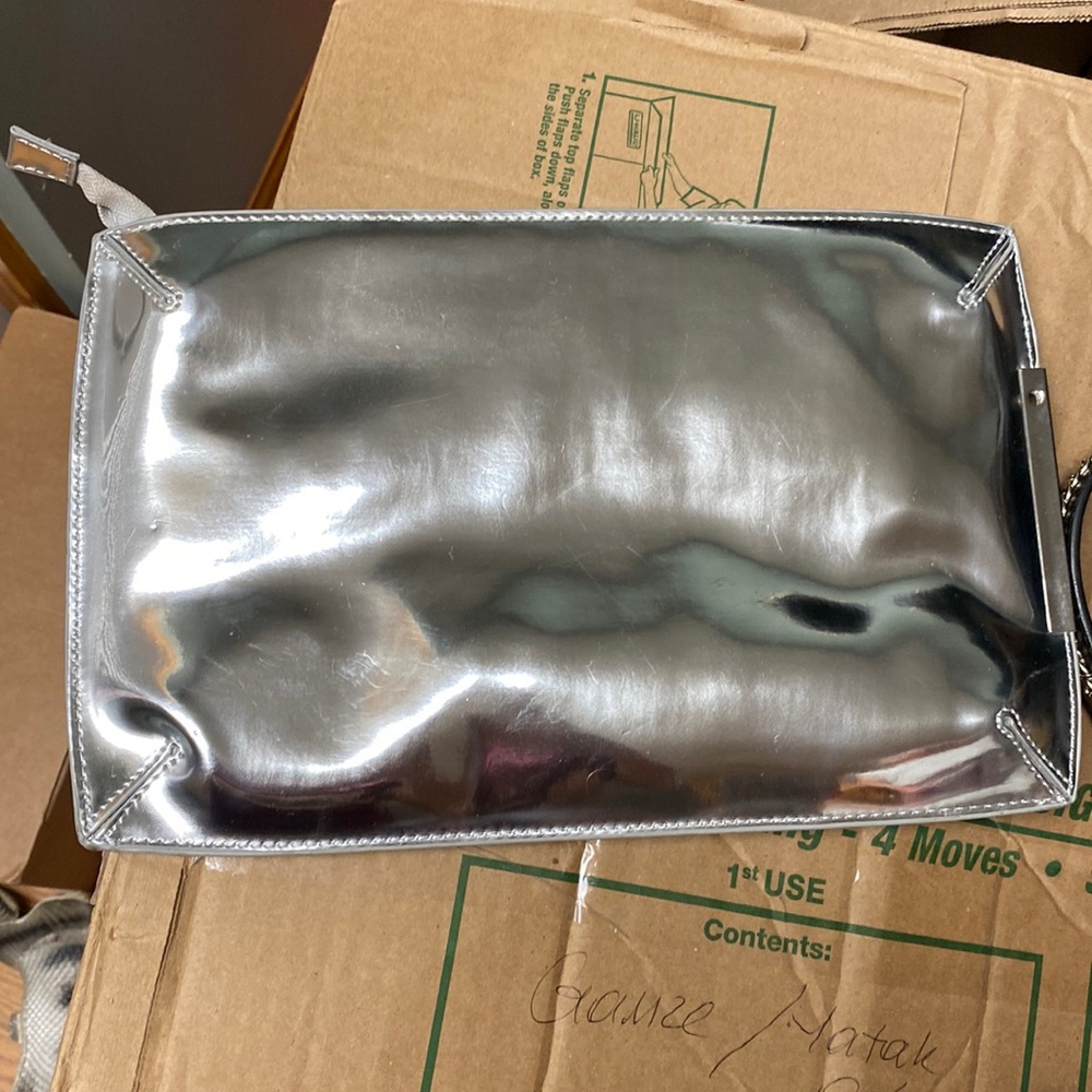 Zara clutch metallic